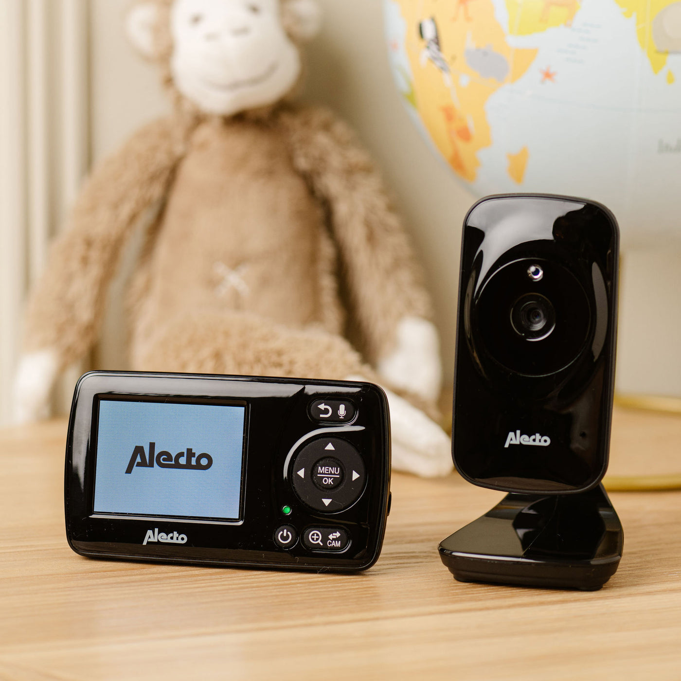 Alecto DVM71BK - Video baby monitor with 2.4" colour display, black